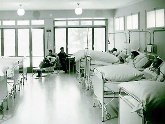 Mehrbettzimmer im Spital - USZ